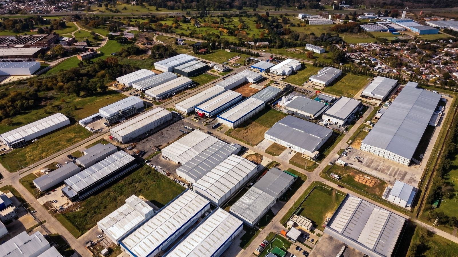 Naves industriales de PITEC desde el aire